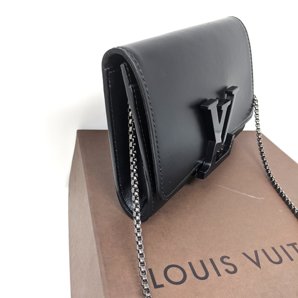 🦄🎉Louis Vuitton Black Clutch Matte Black Hardware Limited Edition! 🦄🎉 - Picture 8 of 16
